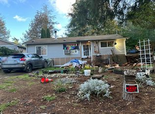 605 E Walnut St, Shelton, WA 98584