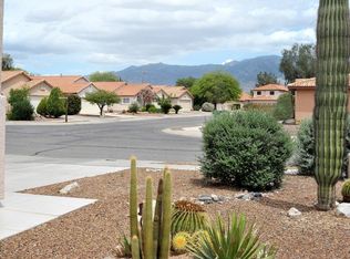 12317 N Brightridge Dr, Oro Valley, AZ 85755