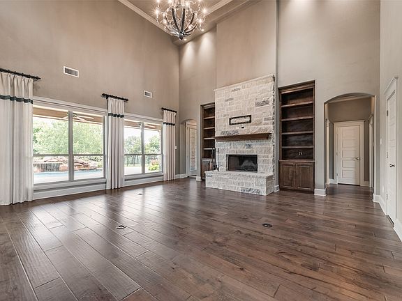 4th image of 140 Sullivan Way