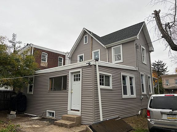 4th image of 4520-22 Van Kirk St