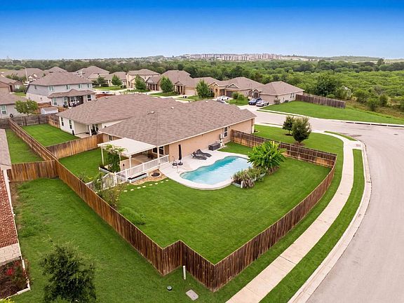 2nd image of 277 Orion Dr