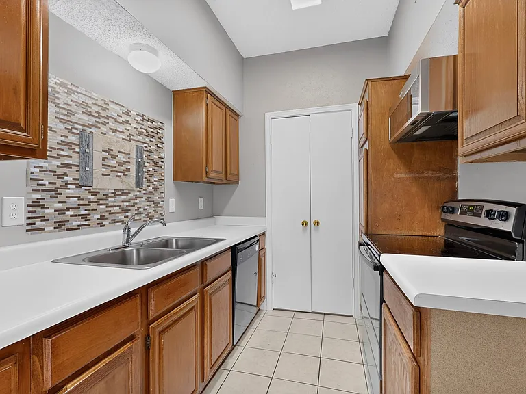 12921 Abrams Rd #705 — Photo 11