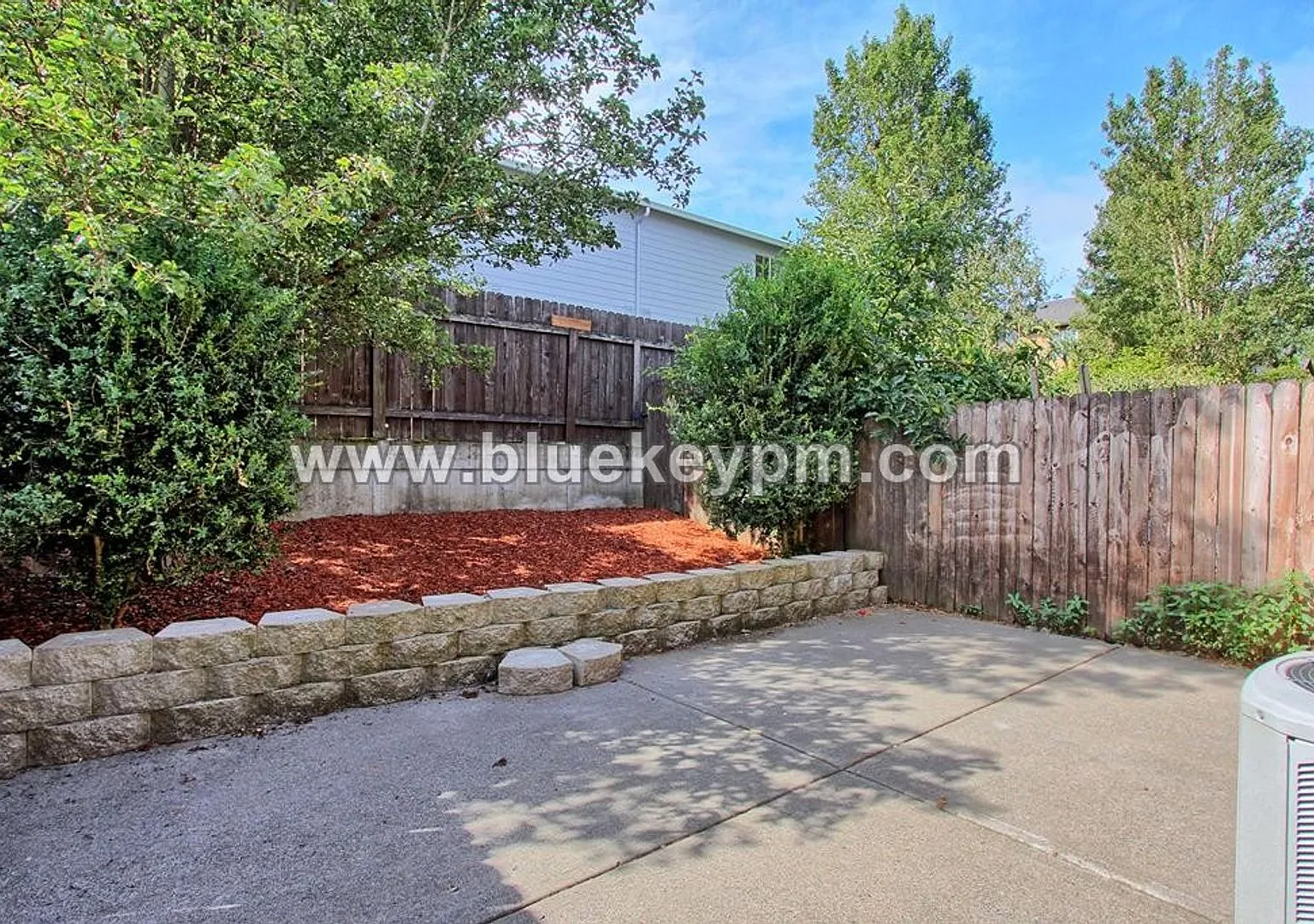 3 Bed, 2.5 Bath Townhome Located Near Covington Neighborhood Park in Orchards — Photo 3