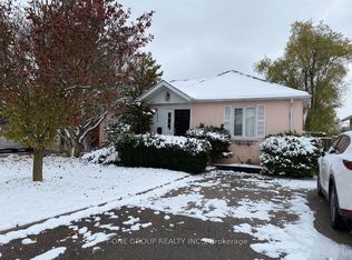 153 Connaught Ave, Toronto, ON M2M 1H3