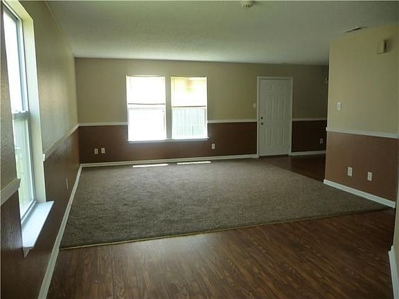 4th image of 5973 Porchester Pl