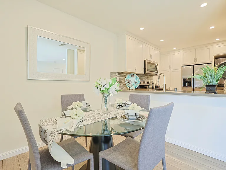 5078 Pine Tree Ter — Photo 10