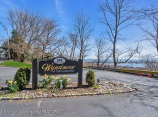 200 Portland Rd APT D-16, Highlands, NJ 07732