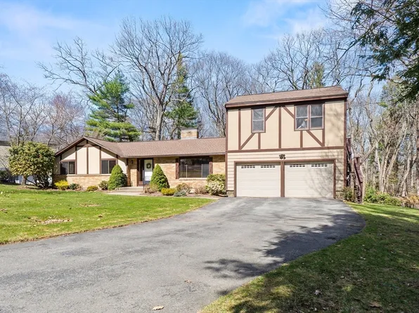 137 Catamount Rd, Tewksbury, MA 01876