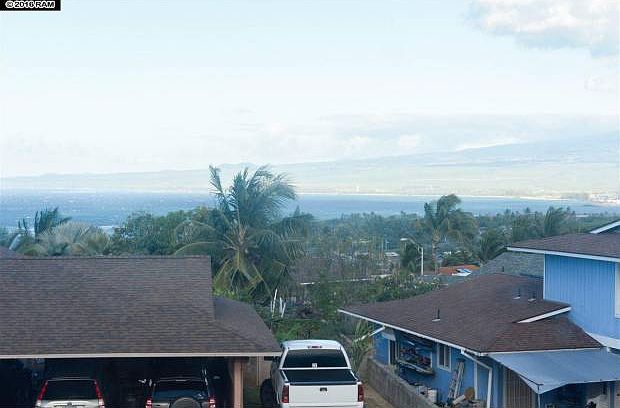  View of the Pacific ocean 