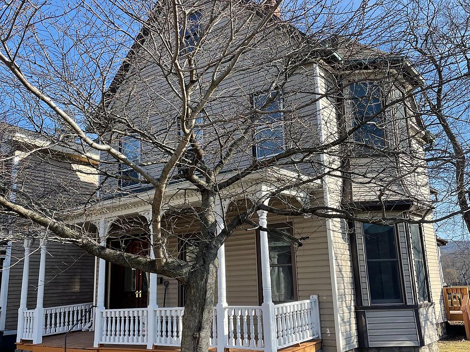 1st image of 65 1st St