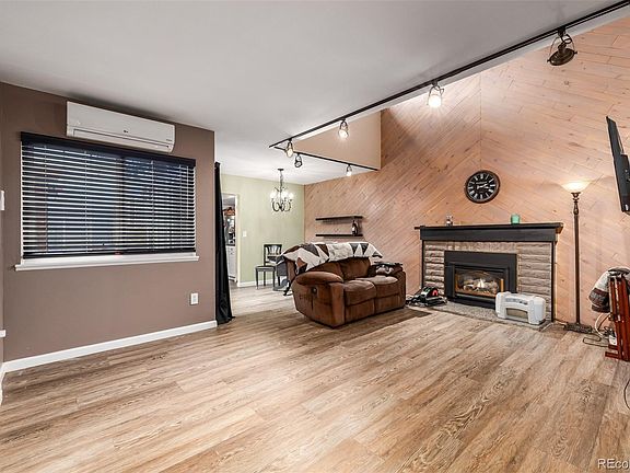 4th image of 2522 S Worchester Court #B
