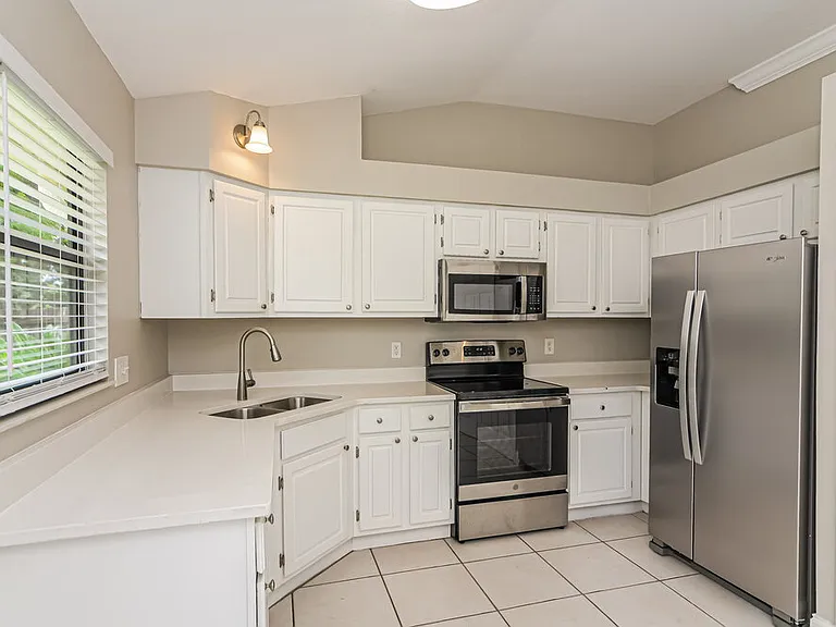 10119 Pink Carnation Ct — Photo 9