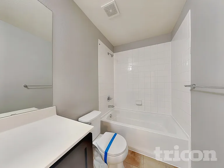 10239 Southlawn Cir — Photo 13