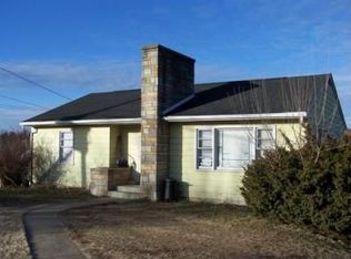 334 W Old Cross Rd, New Market, VA 22844