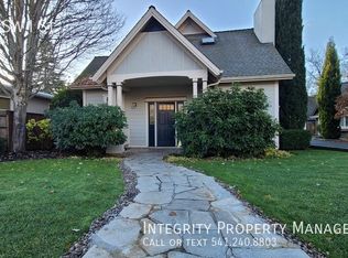 1607 SW I St, Grants Pass, OR 97526