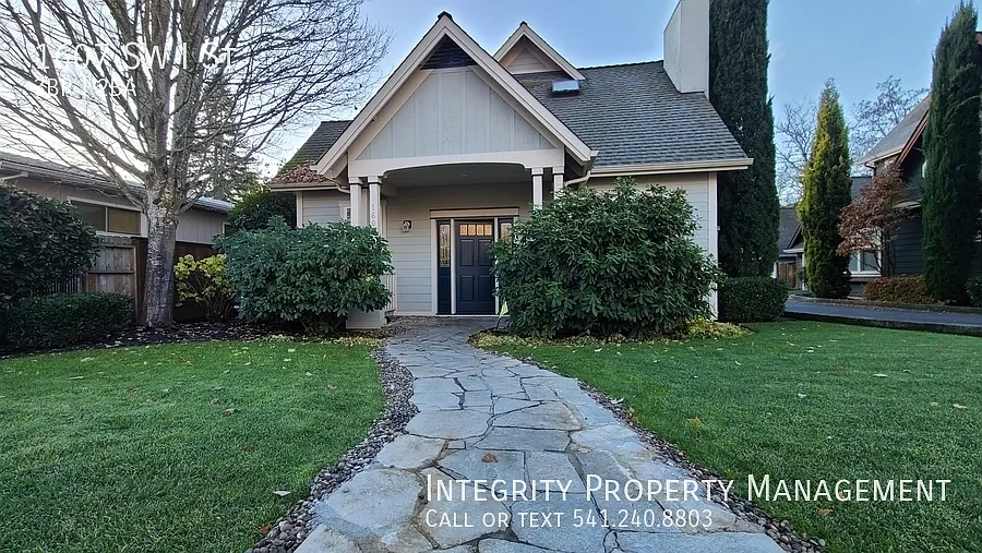 1607 SW I St photo 1