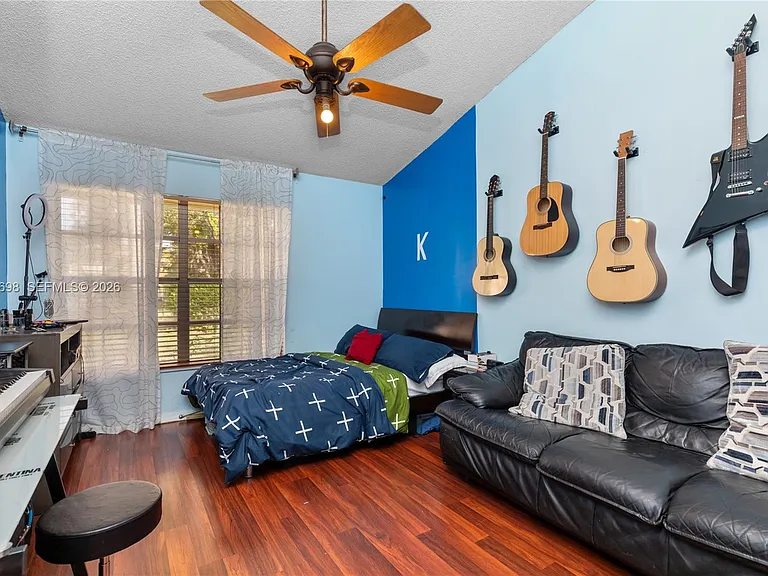 7101 NW 44th Ln — Photo 24