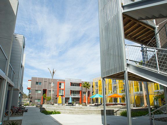 3rd image of 850 Camino Del Sur Unit 201