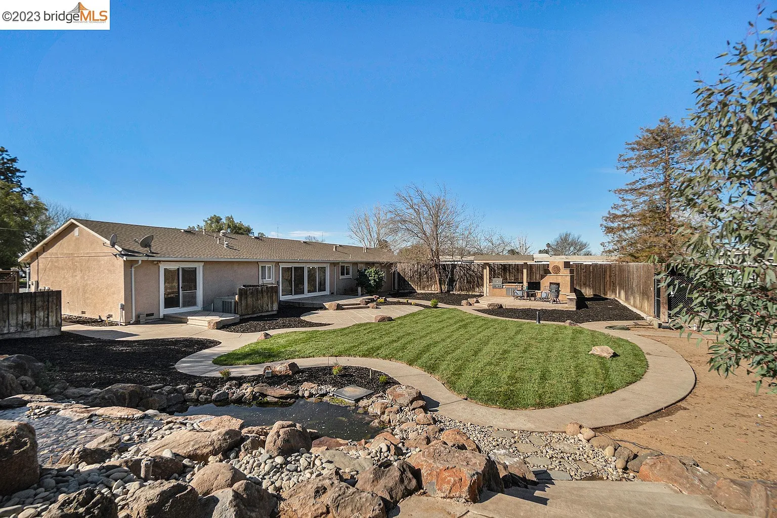 111 Willow Oak Pl photo 1