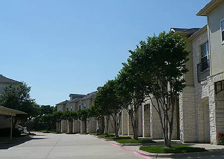 Spicewood Crossing — Photo 12