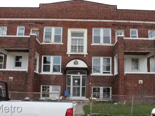 3401 Longfellow St, Detroit, MI 48206