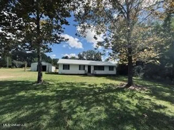 127 White Rd, Lucedale, MS 39452