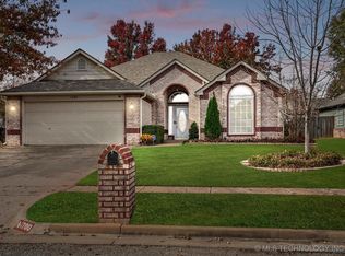1700 S Maple Ave, Broken Arrow, OK 74012