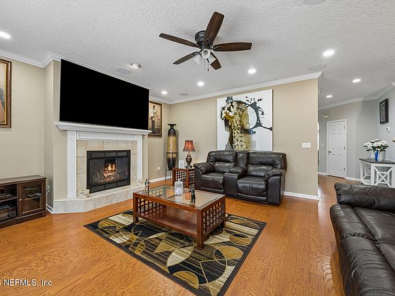 2nd image of 3126 SCENIC OAKS Drive