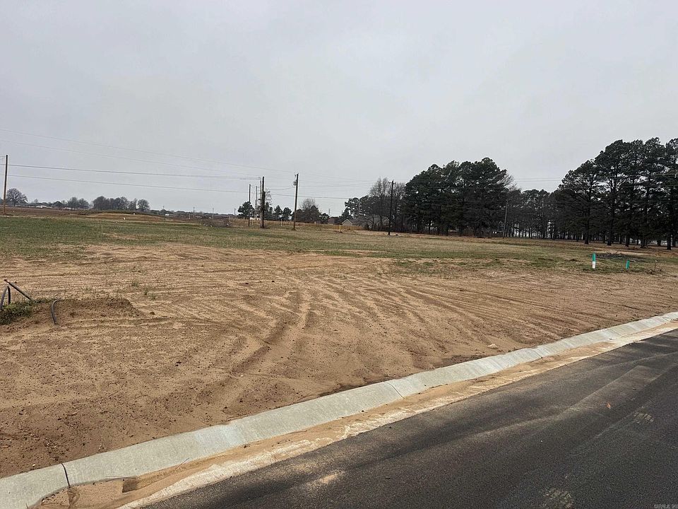 1st image of 1015 5th St