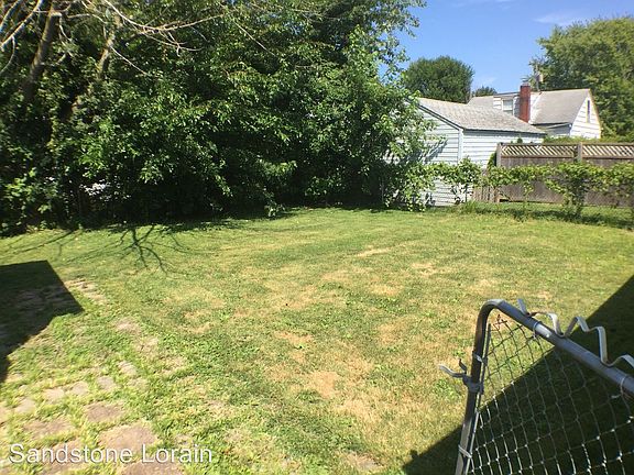 4th image of 1385 Nichols St