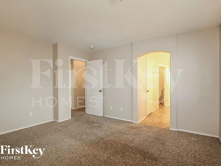 15886 W Statler St — Photo 7