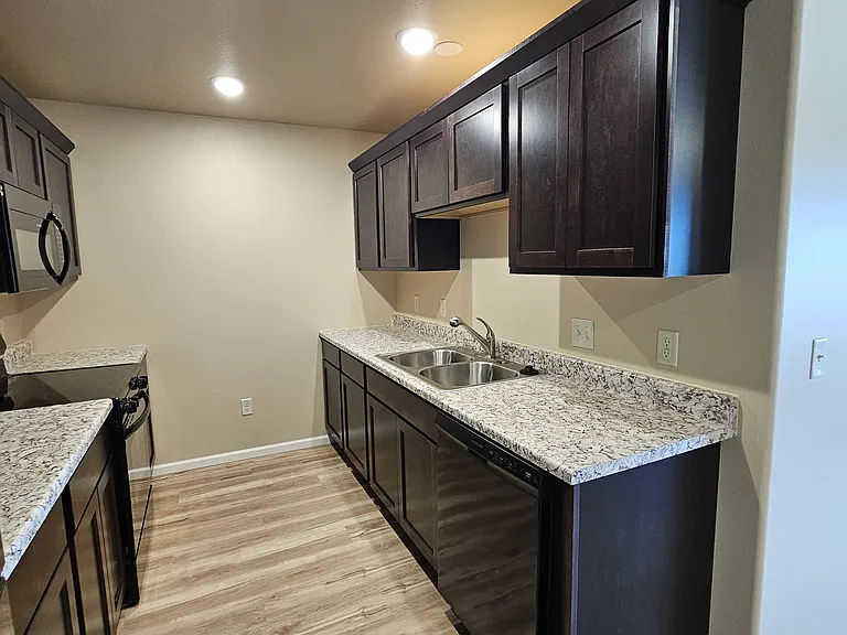 443 Neel St #201 — Photo 20