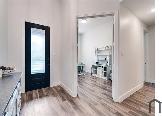 1623 Salvatore Ln — Photo 1