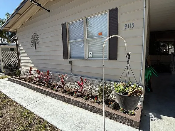 9115 McMillan Ln, Tampa, FL 33635