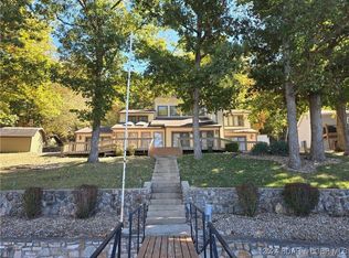 29930 Giant Oak Dr, Gravois Mills, MO 65037
