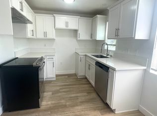 00-2248 N Walnut Ave #1, Signal Hill, CA 90755