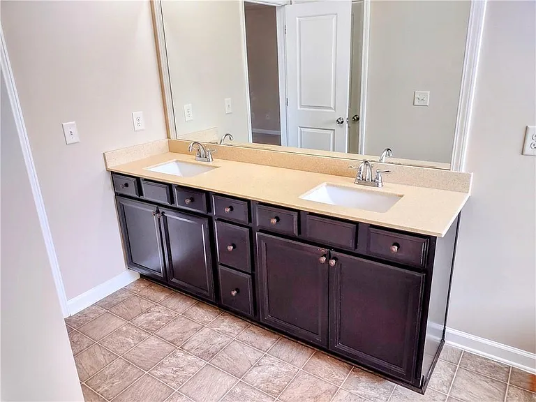 4955 Ducote Trl — Photo 11