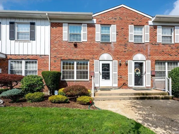 676 Front Street #D, Hempstead, NY 11550