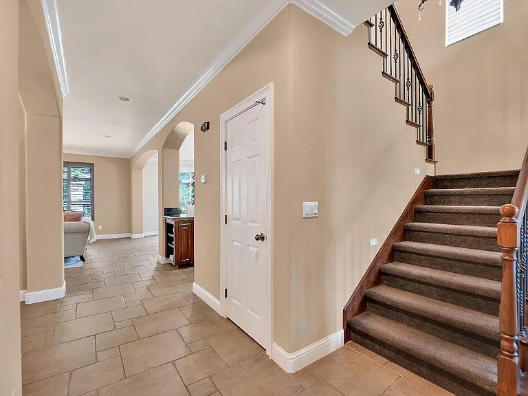 109 Palomares Ct — Photo 18