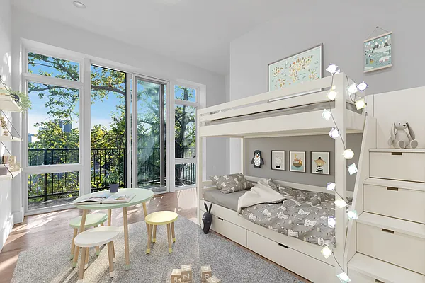 Rented by Compass | media 7