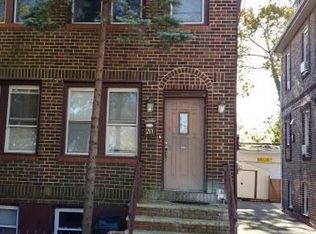 20 Vulcan St, Staten Island, NY 10305