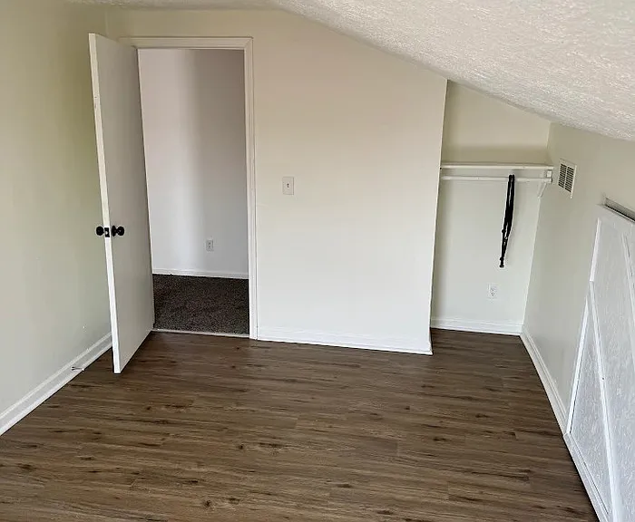 126 E 11th St #2 — Photo 10