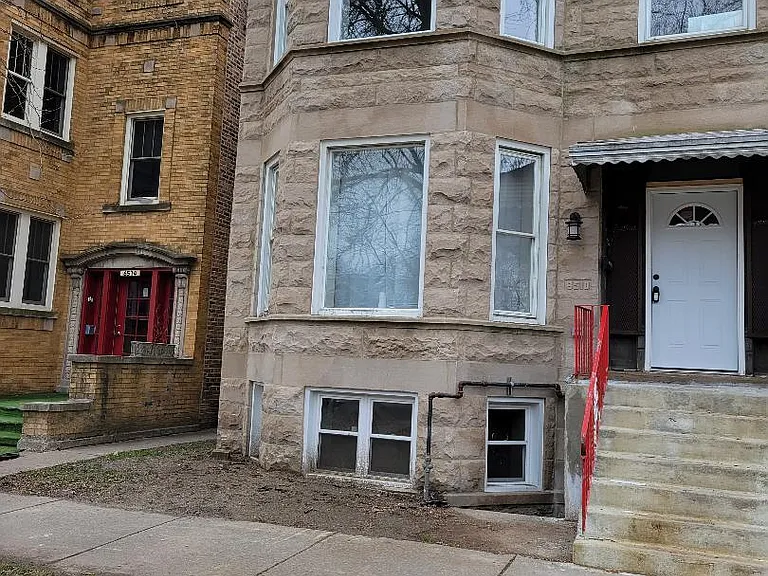 6510 E South Water St #1 — Photo 1