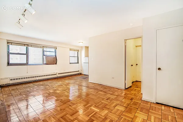 Sold by Compass | media 1