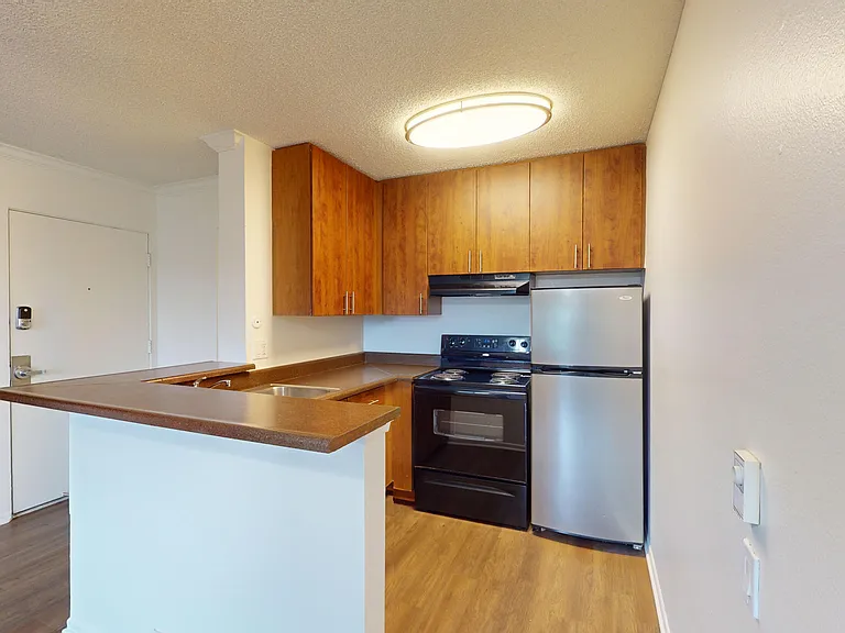 Eight 80 Newport Beach — Photo 116