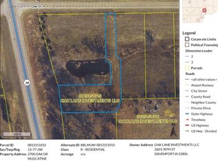 2700 Oak Dr, Muscatine, IA 52761