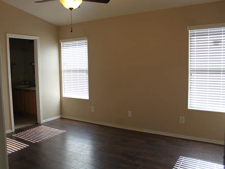1233 N Thunder Ridge Dr — Photo 10
