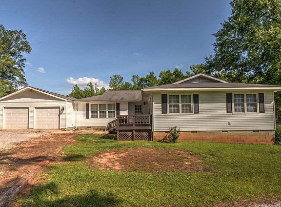 4th image of 580 Lee Road 158