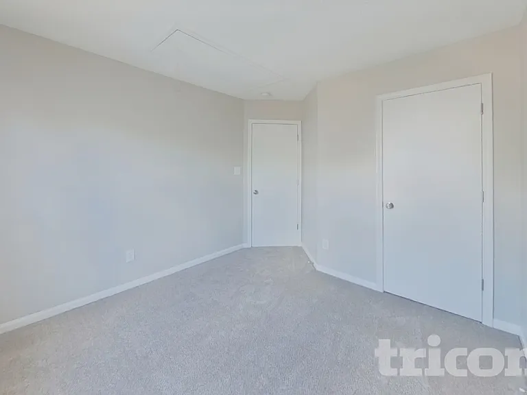 6207 Linda Vista Ln — Photo 11
