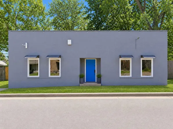 2240 N Grant Avenue, Springfield, MO 65803